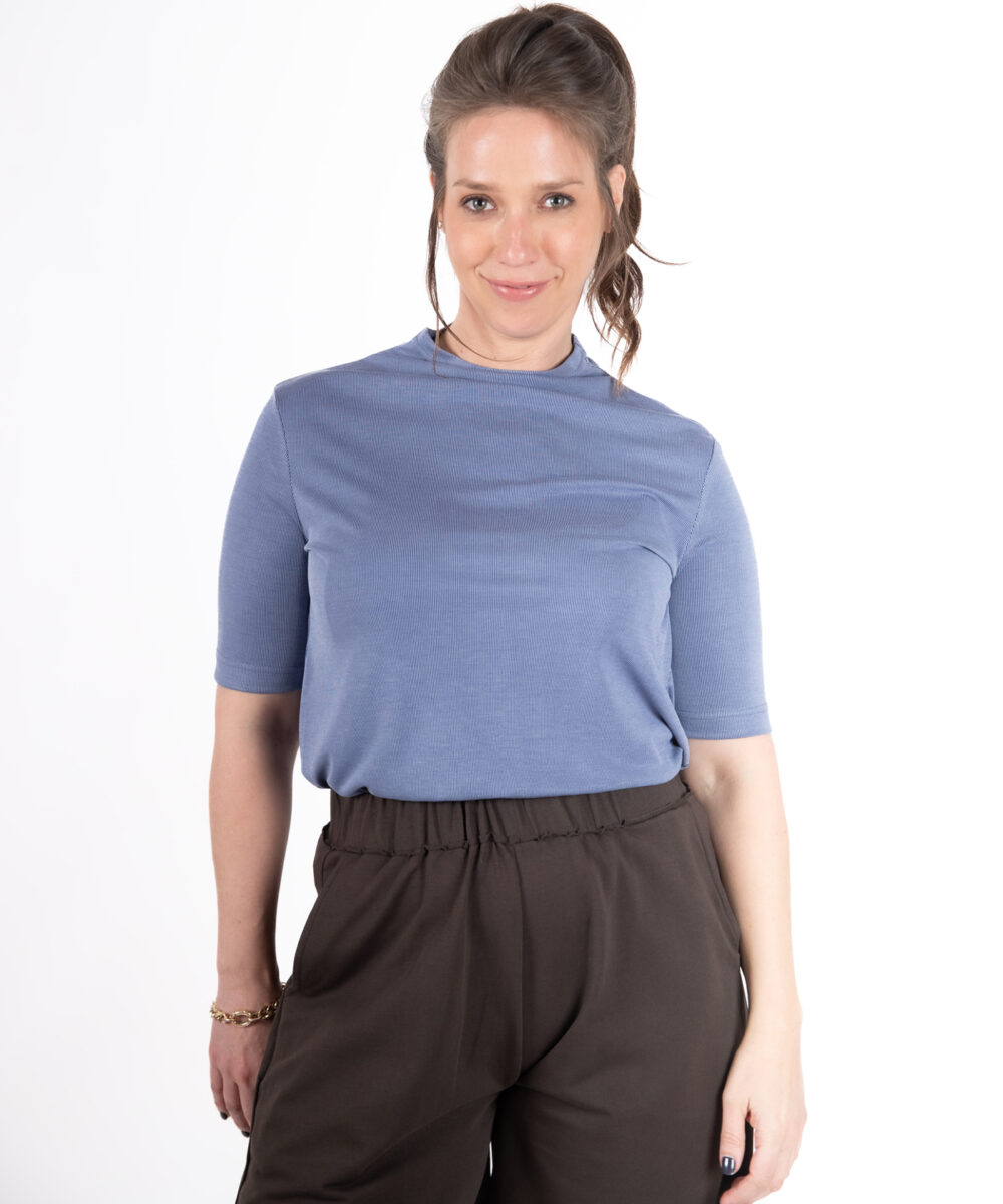 NO.8A חולצת חצי גולף כחול