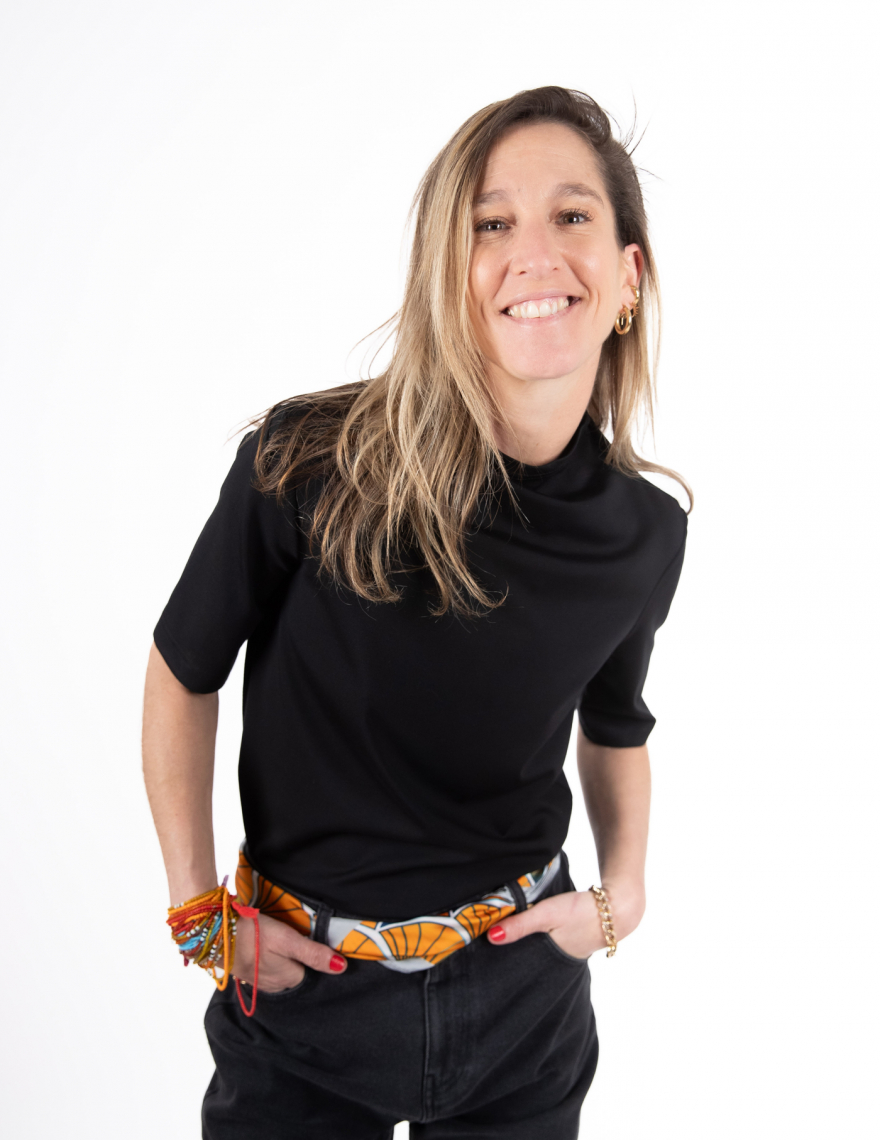 Alef Alef | אלף אלף - בגדי מעצבים | NO.8A חולצת חצי גולף שחור חלק