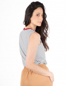 Alef Alef | אלף אלף - בגדי מעצבים | גופייה NO.6B לבן פס שחור (עם גימור צוואר אדום)