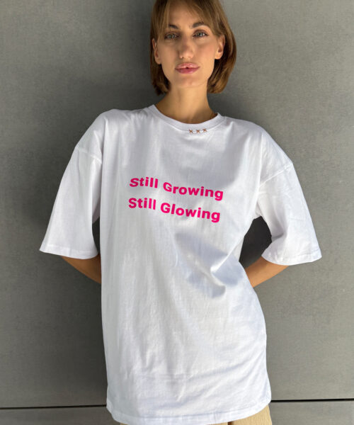טי שרט GROWING לבנה